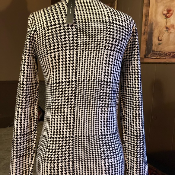 T. Tahari sweater - Picture 3 of 3